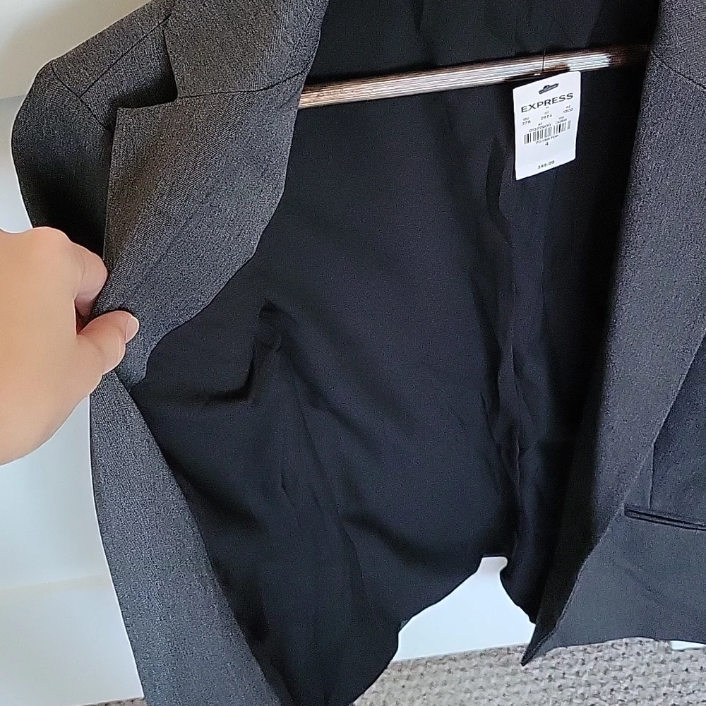 Express Women's Suit Jacket in Gray - size 4 - Picture 4 of 8